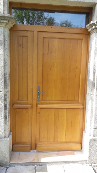 Menuiserie extérieur porte bois